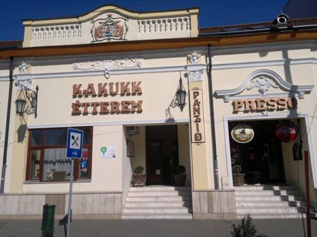 Bed and Breakfast Kakukk Panzio Nyírbátor Esterno foto